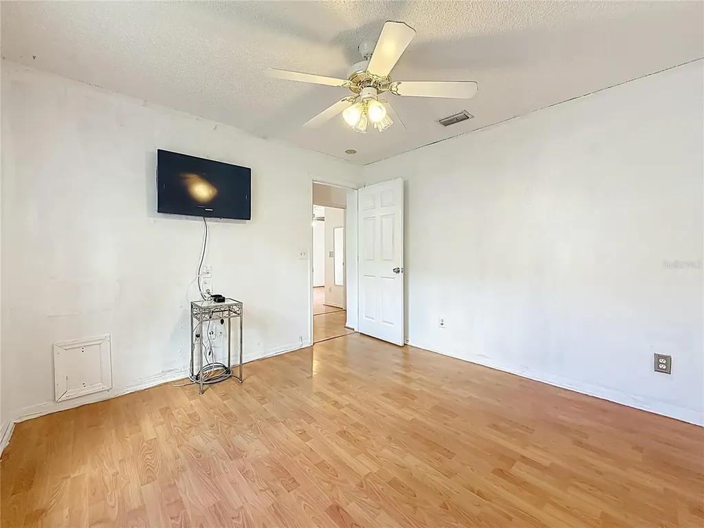 1926 29th Avenue N St Petersburg FL 33713