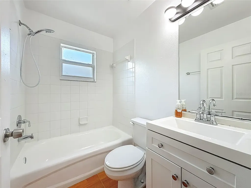 1926 29th Avenue N St Petersburg FL 33713