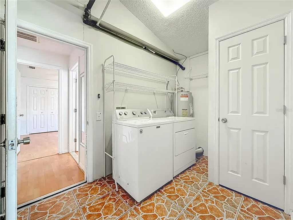 1926 29th Avenue N St Petersburg FL 33713