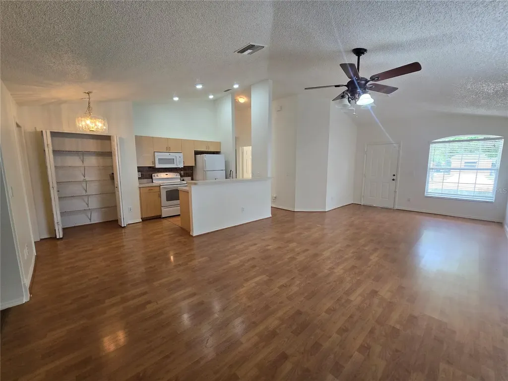 1926 29th Avenue N St Petersburg FL 33713