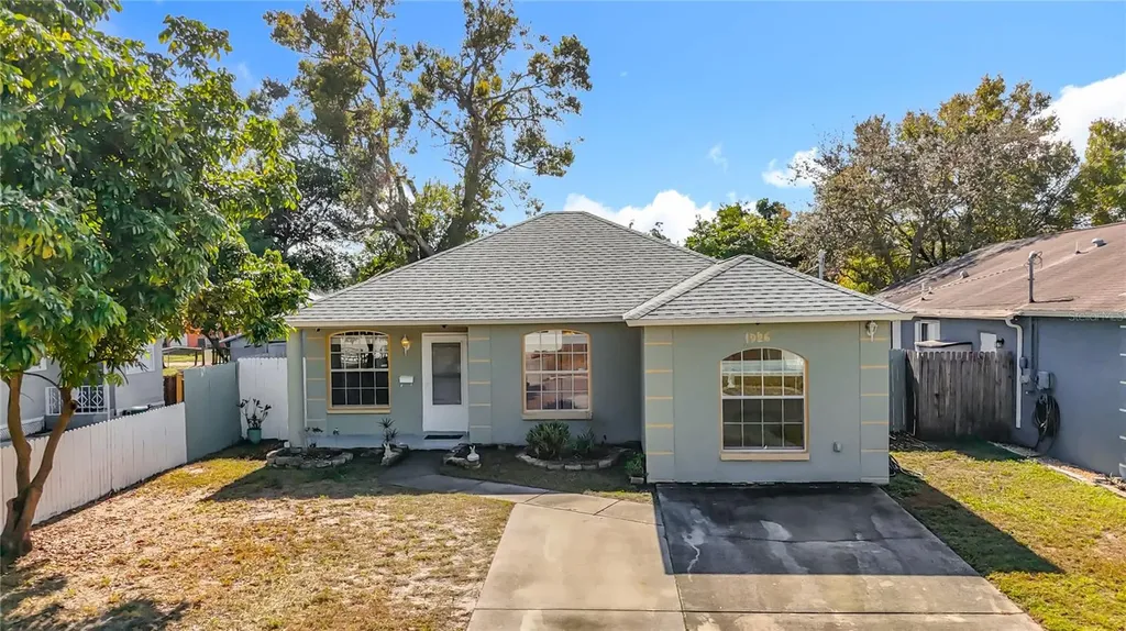 1926 29th Avenue N St Petersburg FL 33713