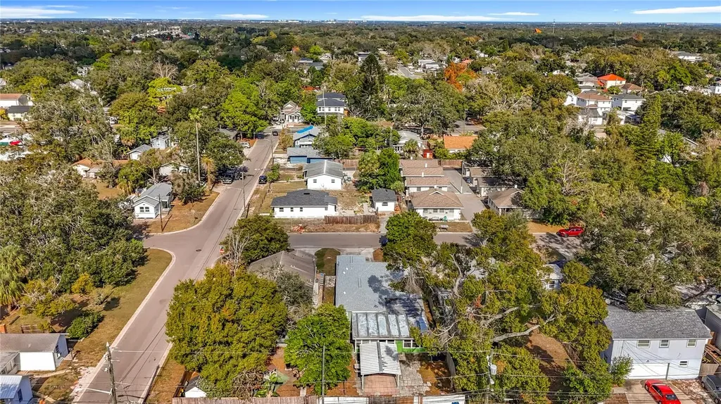 1926 29th Avenue N St Petersburg FL 33713