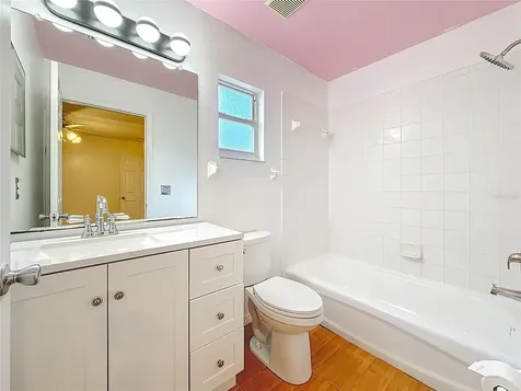 1926 29th Avenue N St Petersburg FL 33713