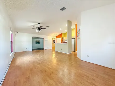 1926 29th Avenue N St Petersburg FL 33713
