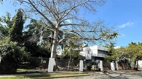 Calle Pedrosa, Garden Hills Guaynabo PR 00966
