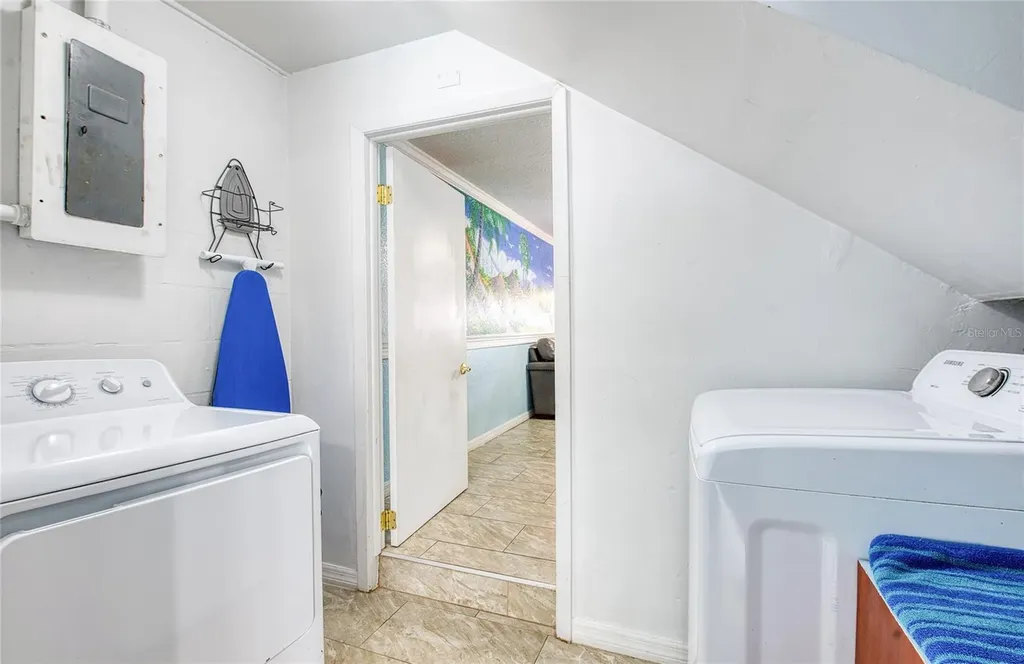 6724 77th Avenue N Pinellas Park FL 33781