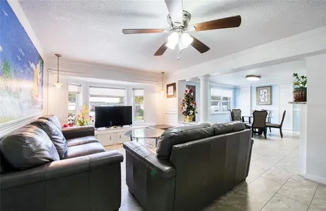 6724 77th Avenue N Pinellas Park FL 33781
