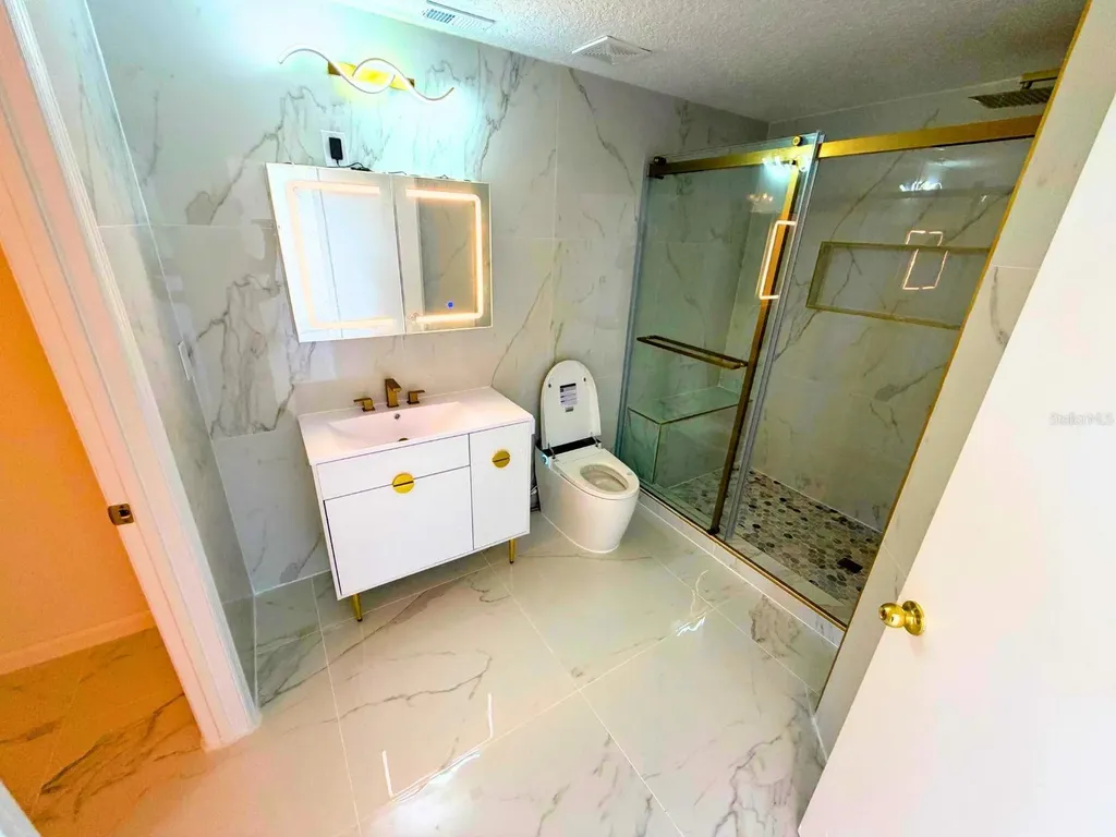 5560 Metrowest Boulevard Orlando FL 32811