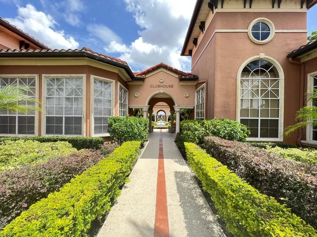 5560 Metrowest Boulevard Orlando FL 32811