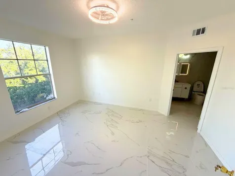 5560 Metrowest Boulevard Orlando FL 32811
