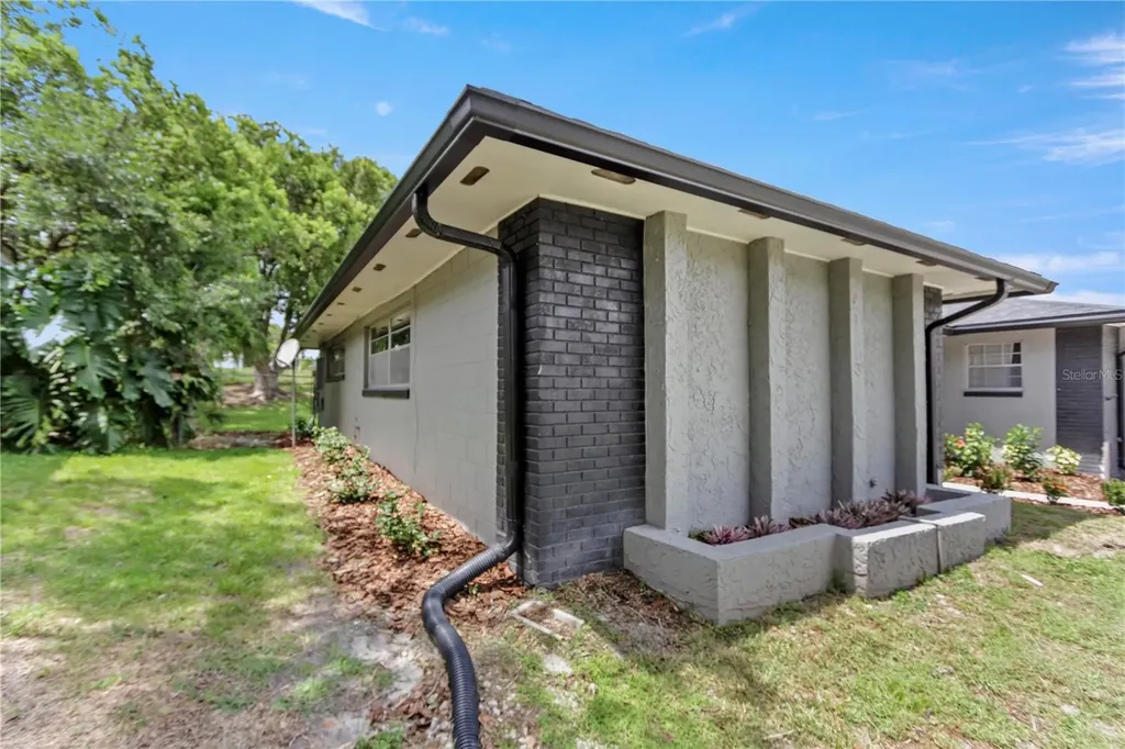 607 Green Briar Boulevard Altamonte Springs FL 32714