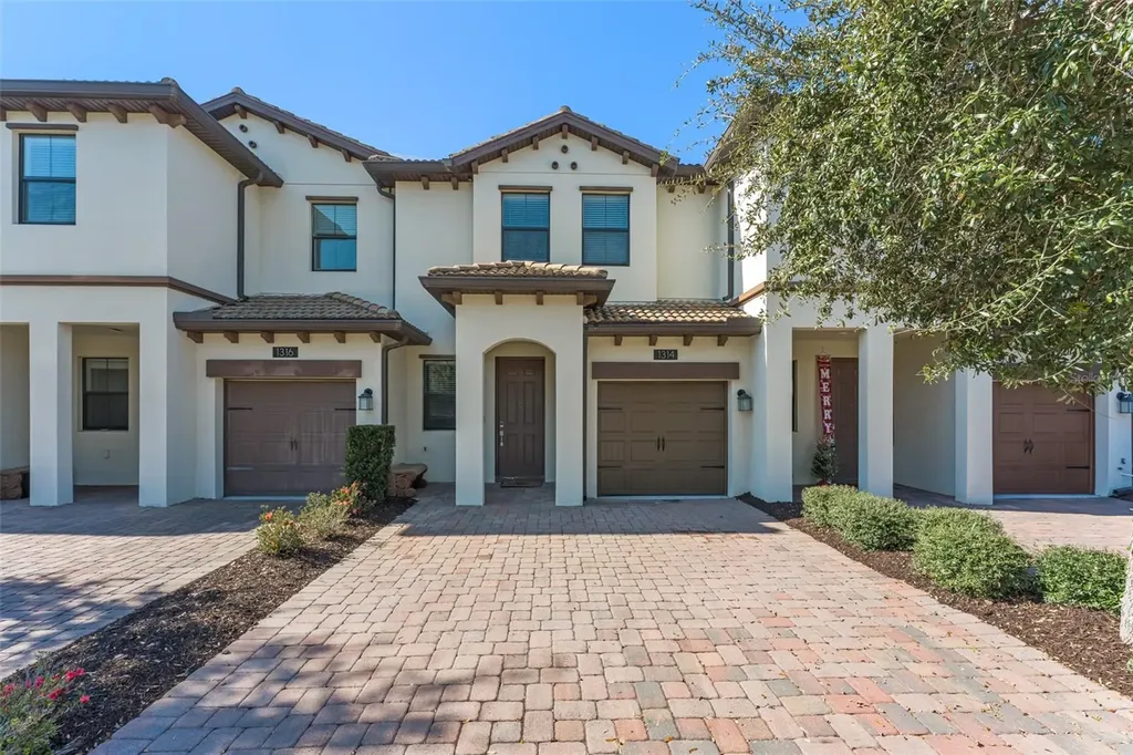 1314 Royal St George Boulevard Davenport FL 33896