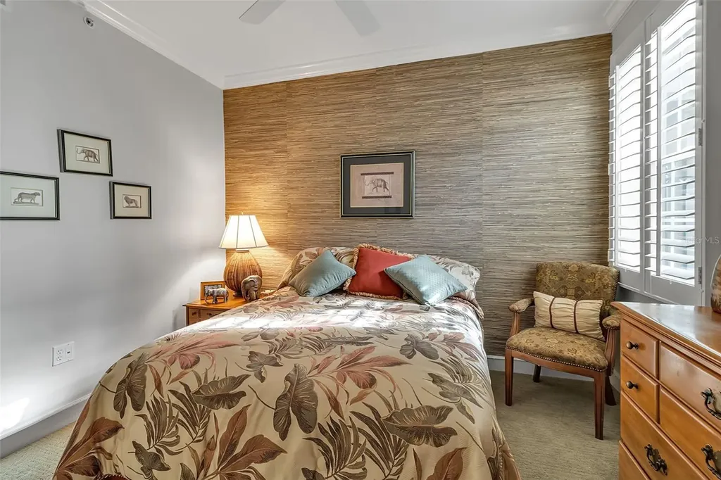 5211 Parisienne Place Sarasota FL 34238