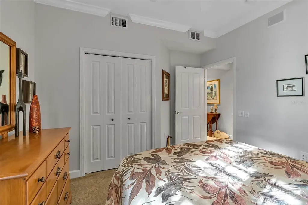 5211 Parisienne Place Sarasota FL 34238