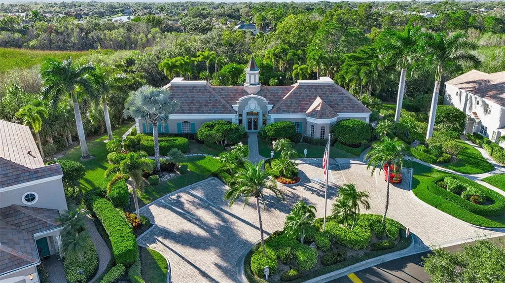 5211 Parisienne Place Sarasota FL 34238