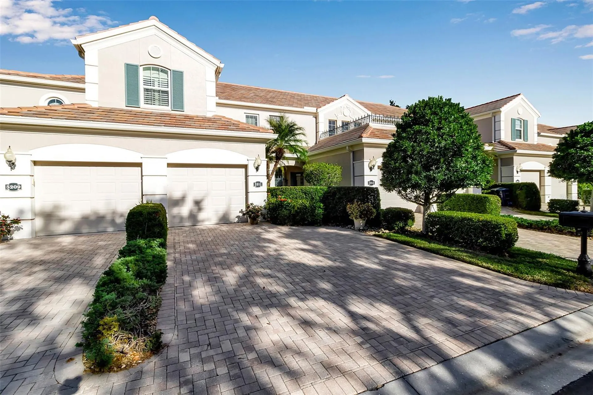 5211 Parisienne Place Sarasota FL 34238