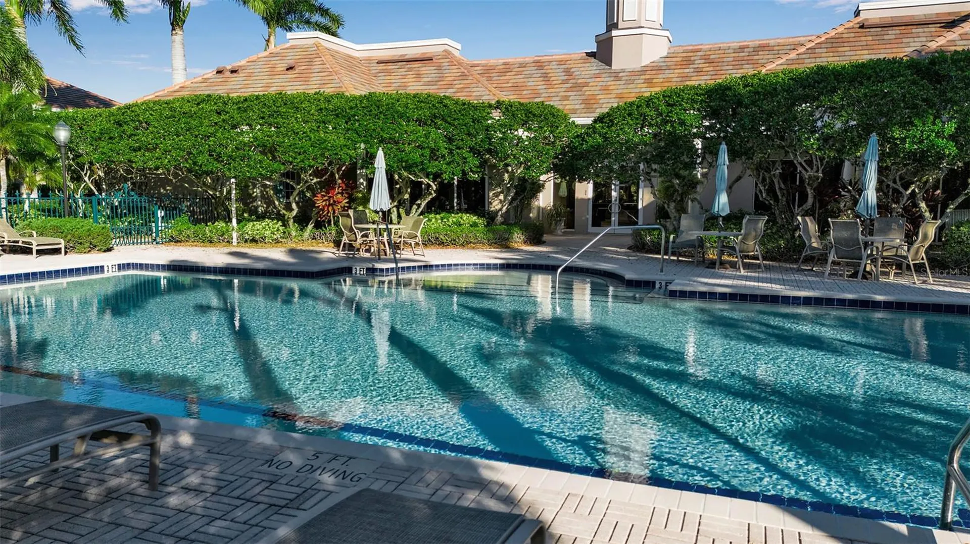 5211 Parisienne Place Sarasota FL 34238
