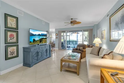 5211 Parisienne Place Sarasota FL 34238