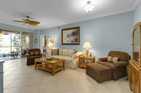 5211 Parisienne Place Sarasota FL 34238