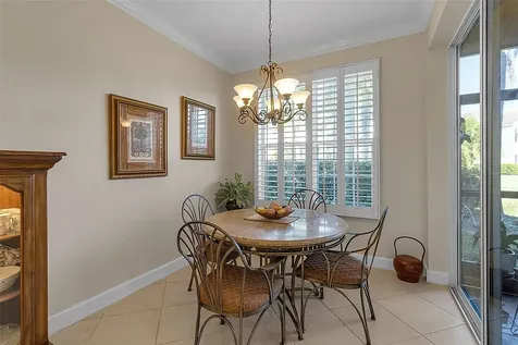 5211 Parisienne Place Sarasota FL 34238