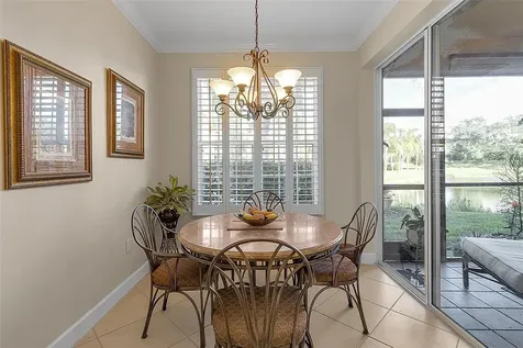 5211 Parisienne Place Sarasota FL 34238