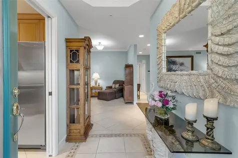 5211 Parisienne Place Sarasota FL 34238