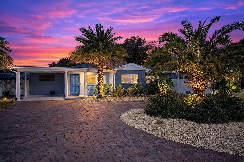 1801 58th Street S Gulfport FL 33707