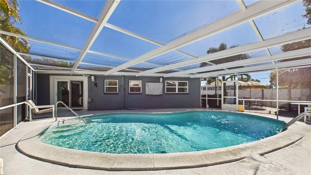 1801 58th Street S Gulfport FL 33707