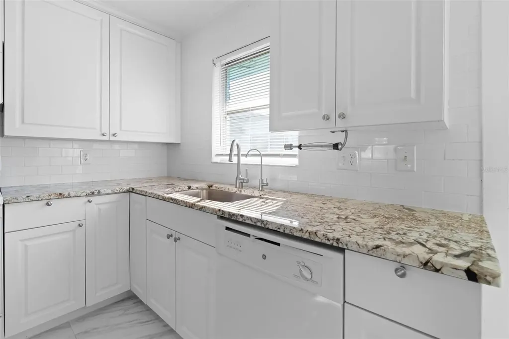7050 Versailles N Pinellas Park FL 33781
