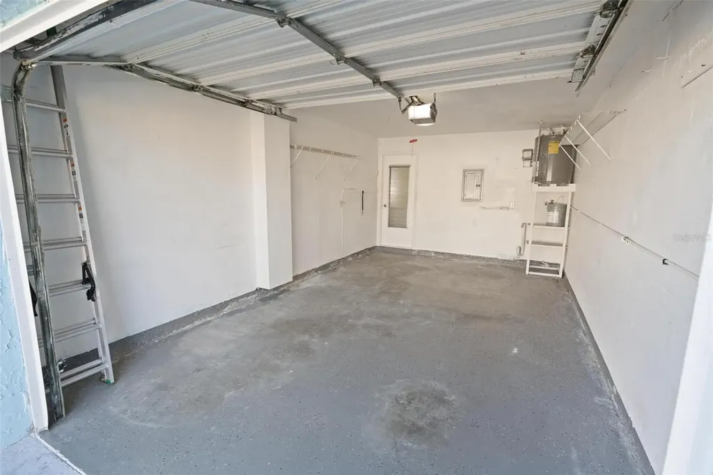 7050 Versailles N Pinellas Park FL 33781
