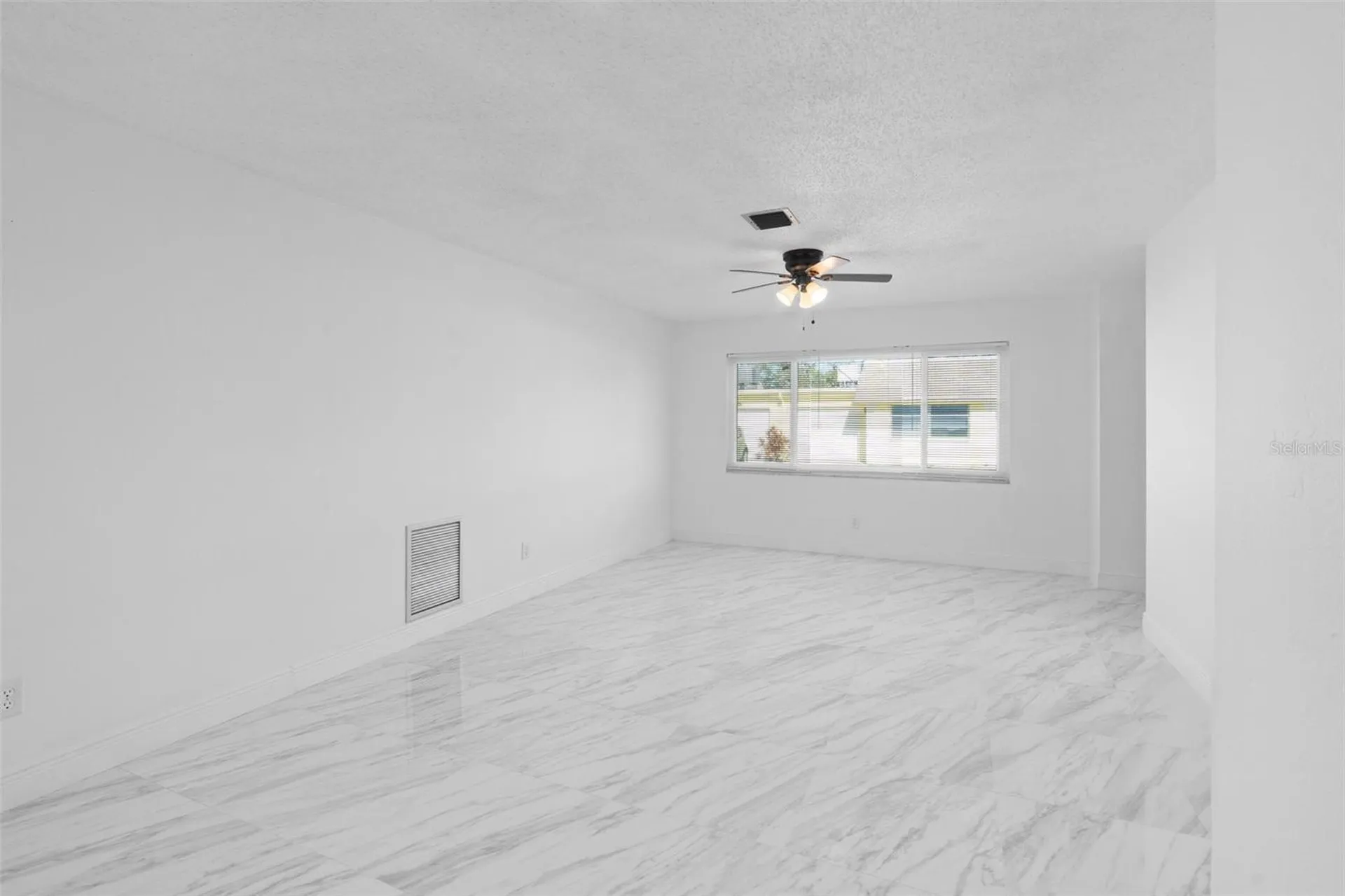 7050 Versailles N Pinellas Park FL 33781