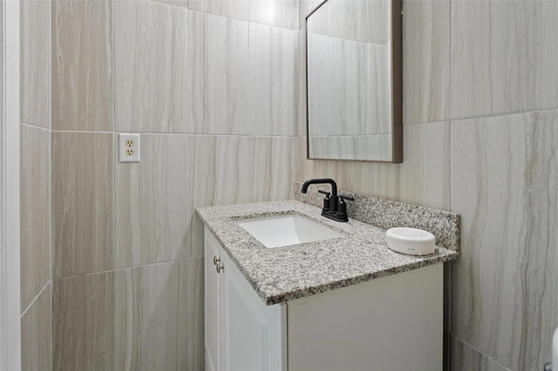 7050 Versailles N Pinellas Park FL 33781