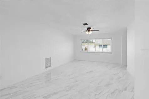 7050 Versailles N Pinellas Park FL 33781