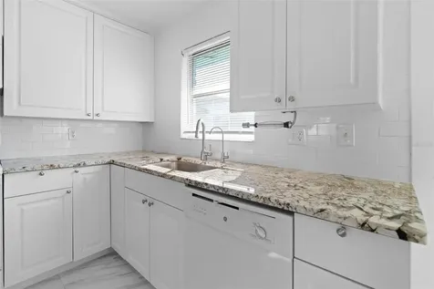 7050 Versailles N Pinellas Park FL 33781