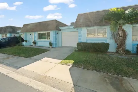 7050 Versailles N Pinellas Park FL 33781