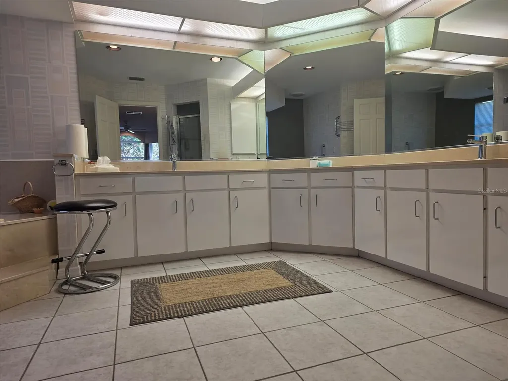 4360 Camino Madera Sarasota FL 34238