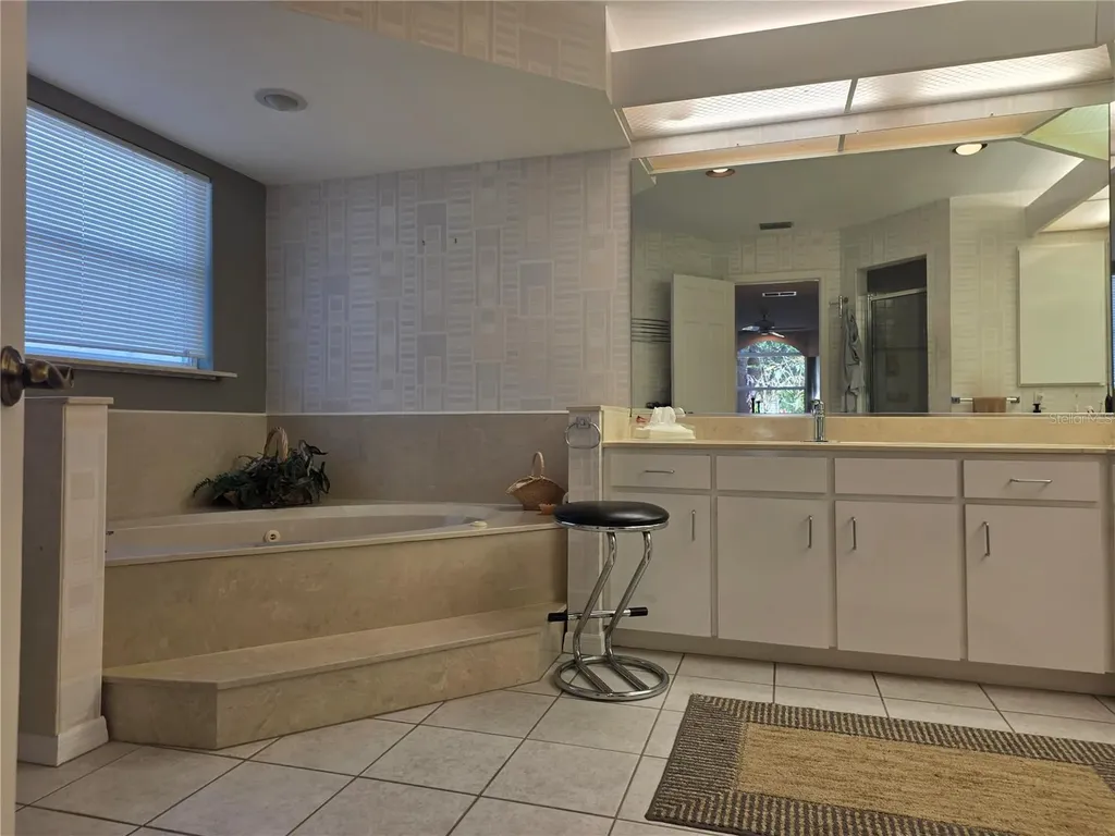 4360 Camino Madera Sarasota FL 34238