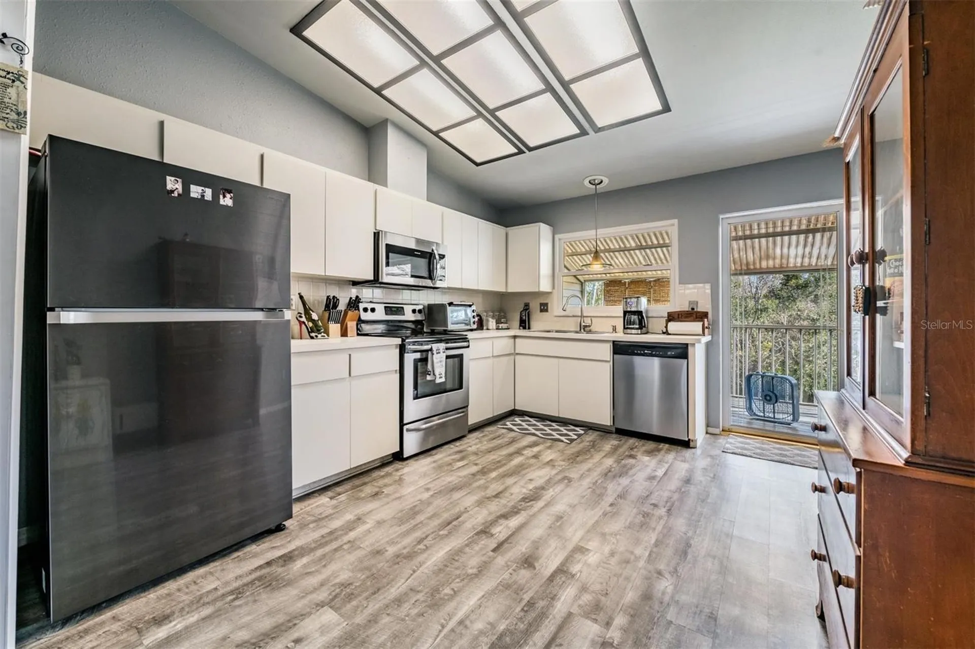 103 Kathleen Court Tarpon Springs FL 34689