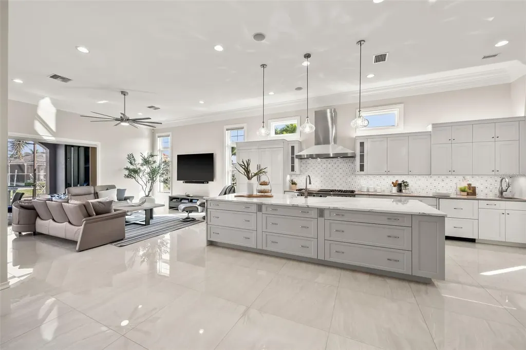 123 SW 53rd Street Cape Coral FL 33914