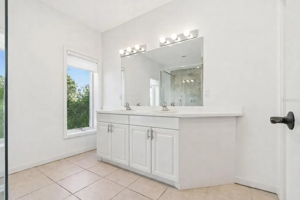1685 Laurel Street Sarasota FL 34236