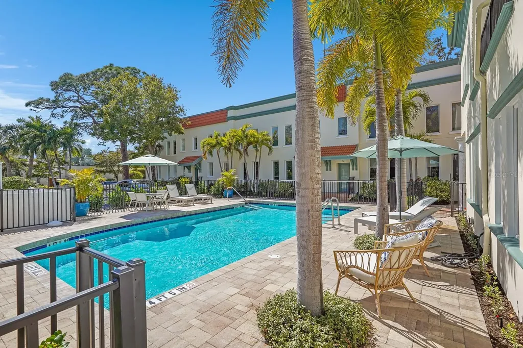 1685 Laurel Street Sarasota FL 34236