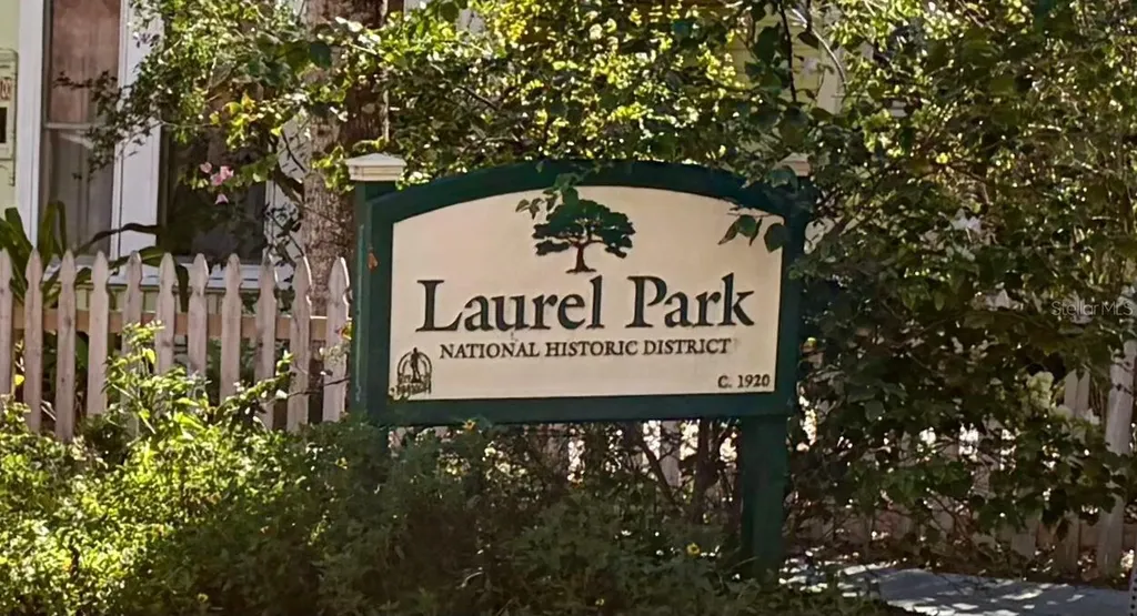 1685 Laurel Street Sarasota FL 34236