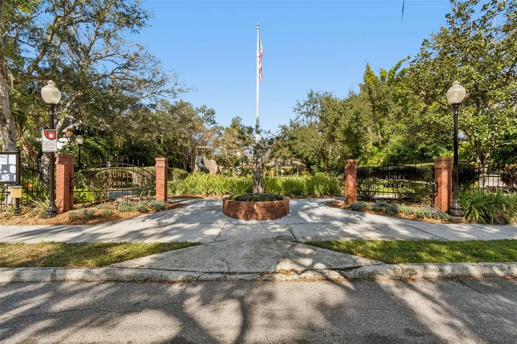 1685 Laurel Street Sarasota FL 34236