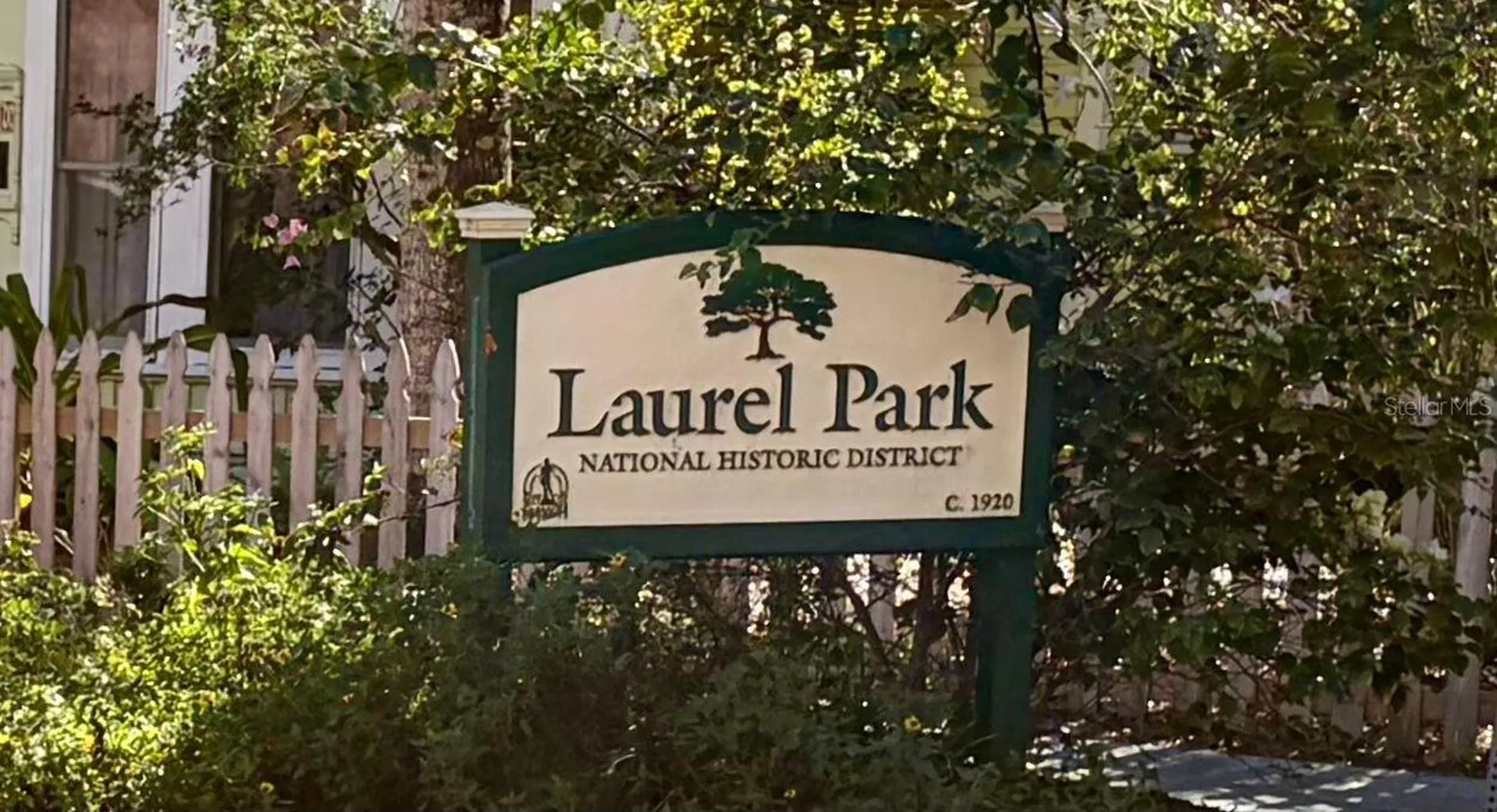 1685 Laurel Street Sarasota FL 34236