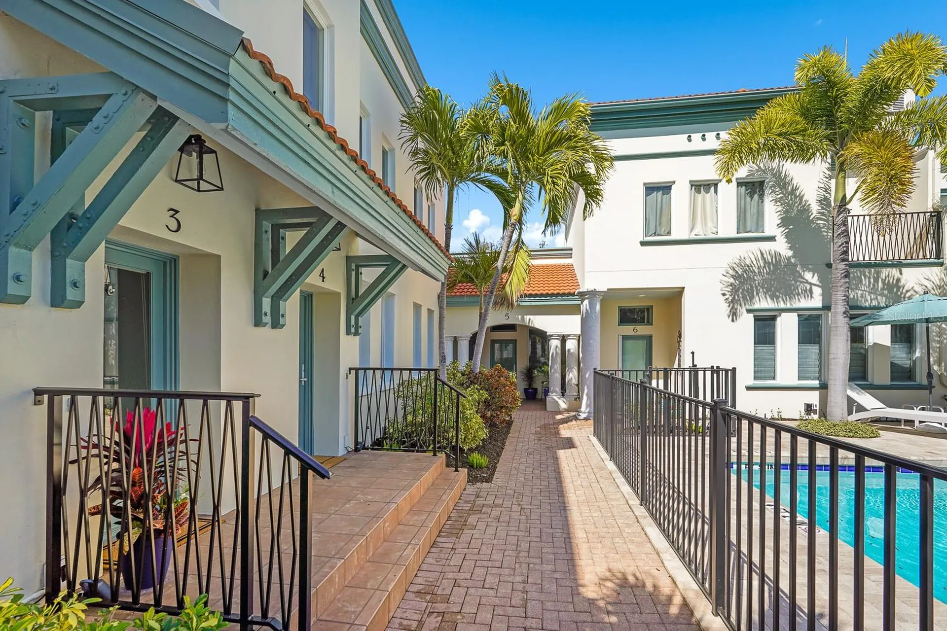 1685 Laurel Street Sarasota FL 34236