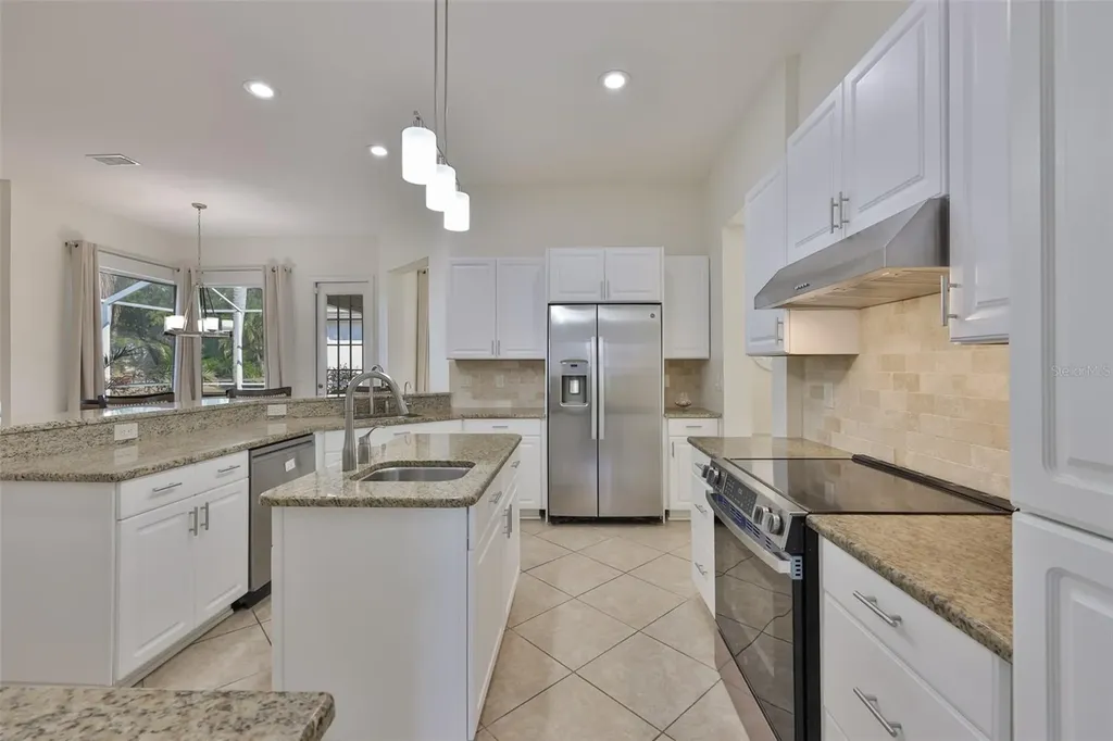 2221 Platinum Drive Sun City Center FL 33573