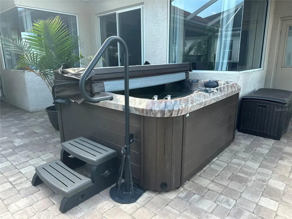 2221 Platinum Drive Sun City Center FL 33573