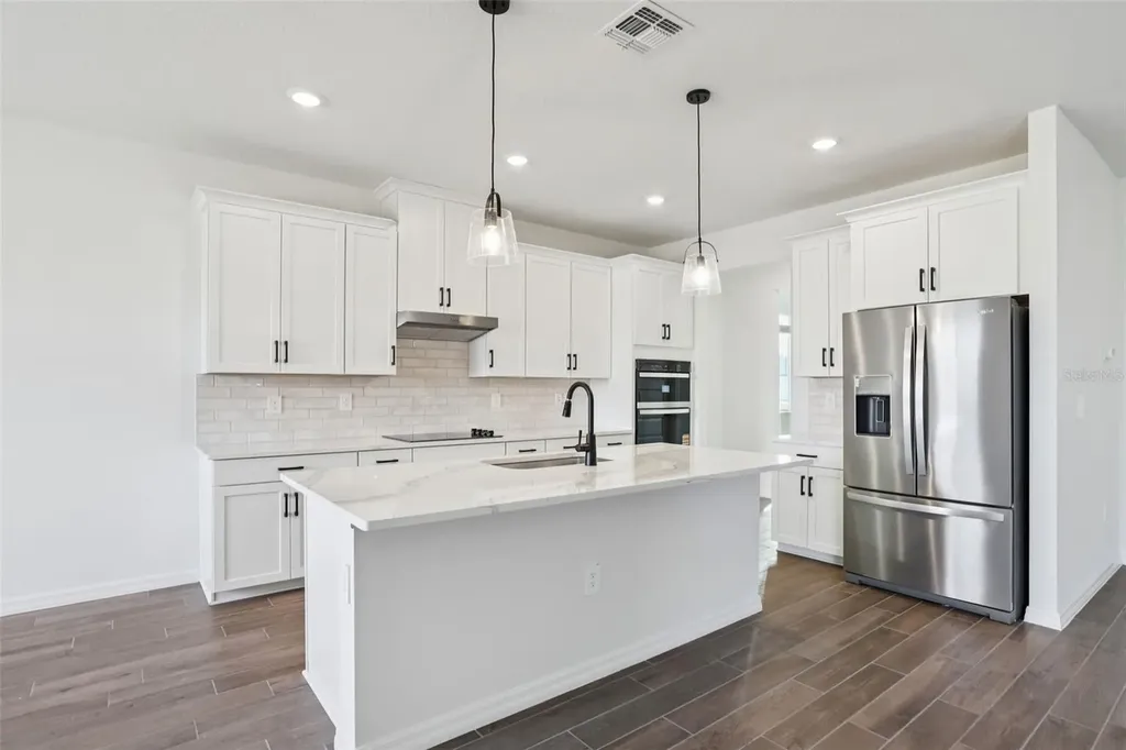 1842 Coolridge Place Zephyrhills FL 33541