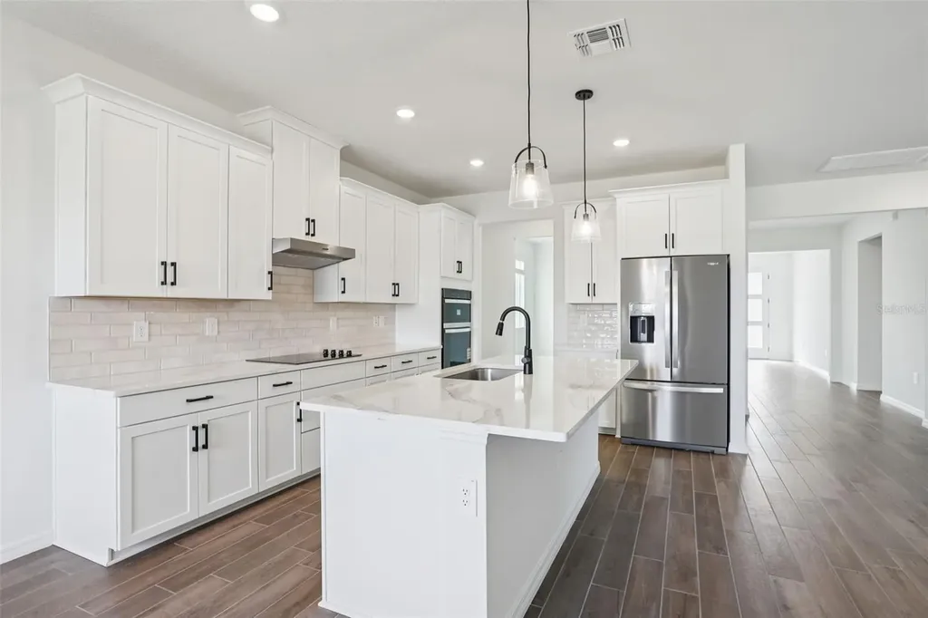 1842 Coolridge Place Zephyrhills FL 33541