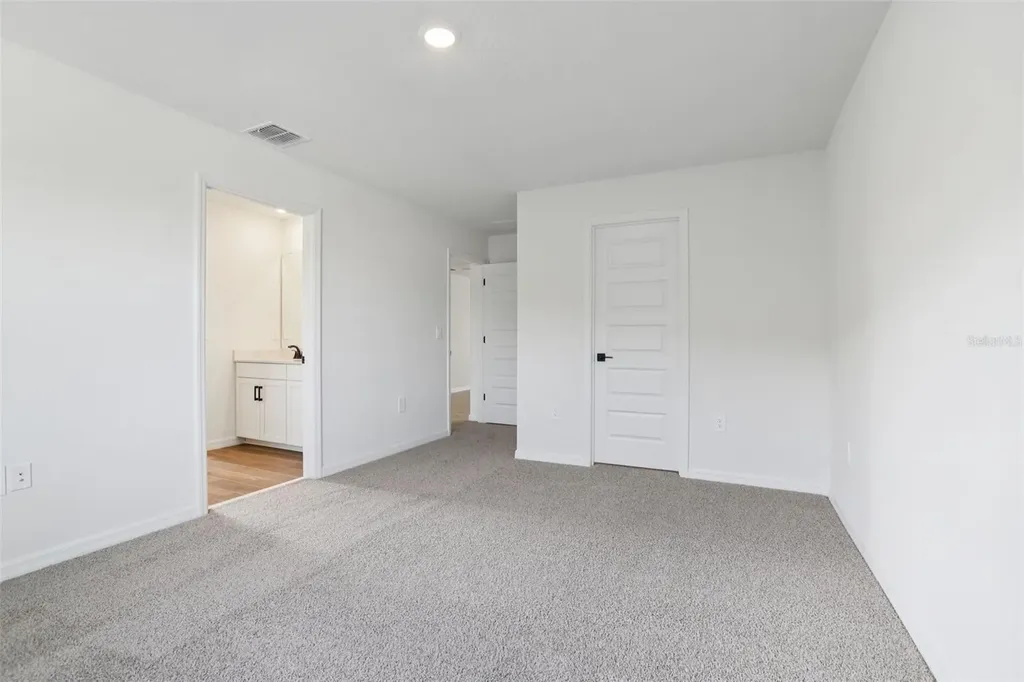 1842 Coolridge Place Zephyrhills FL 33541
